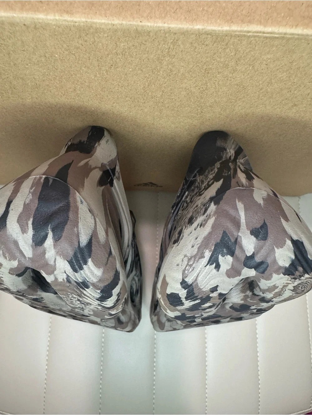 Adidas kids  Yeezy foam runners